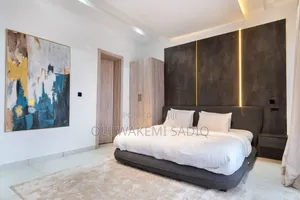 Furnished 6bdrm Apartment in Lekki Phase 1 for rent