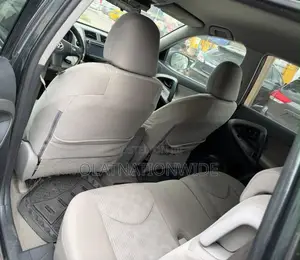 Toyota RAV4 2010 Black