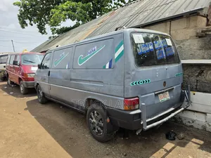 Volkswagen Transporter 2003 Grey