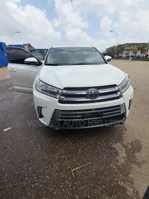 Toyota Highlander 2019 White
