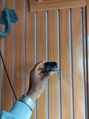 Sony WFXM5