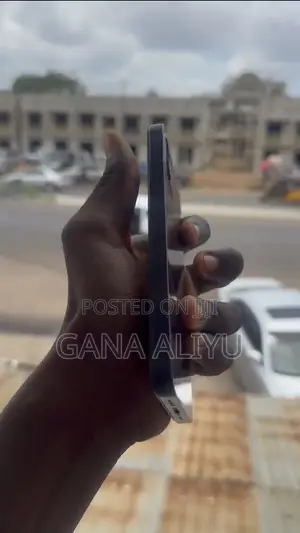 Apple iPhone 12 64 GB Black