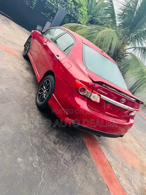 Toyota Corolla 2012 Red