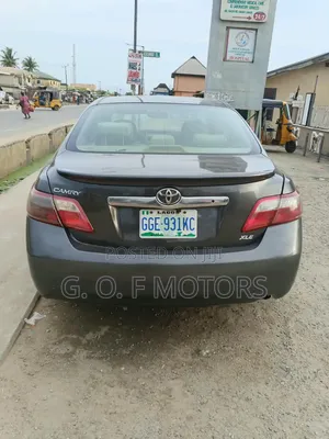 Toyota Camry 2.4 XLE 2008 Green