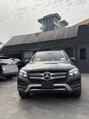 Mercedes-Benz GLC-Class 2017 Blue