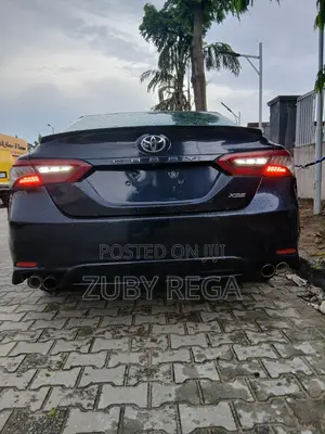 Toyota Camry XSE FWD (2.5L 4cyl 8AM) 2018 Matt Black