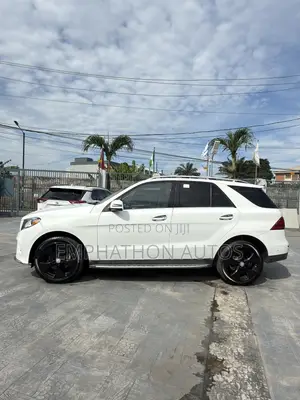 Mercedes-Benz GLE-Class 2017 White