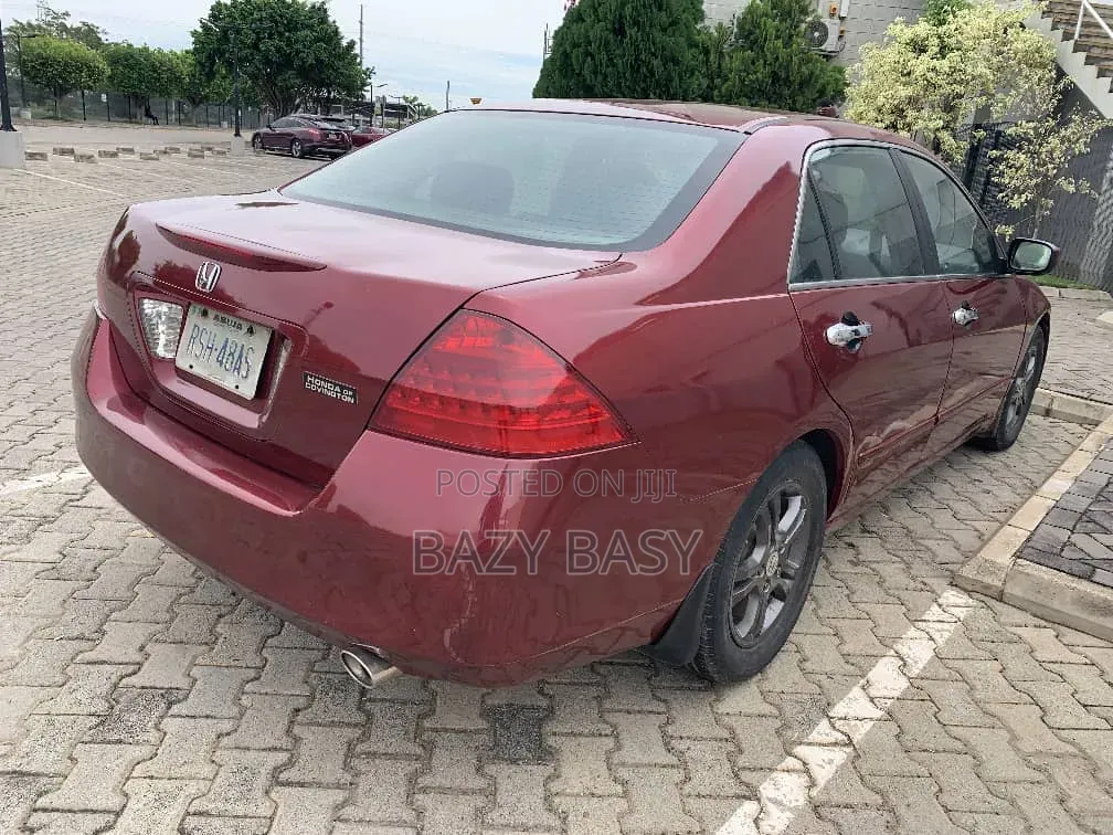 Honda Civic 2007 Red