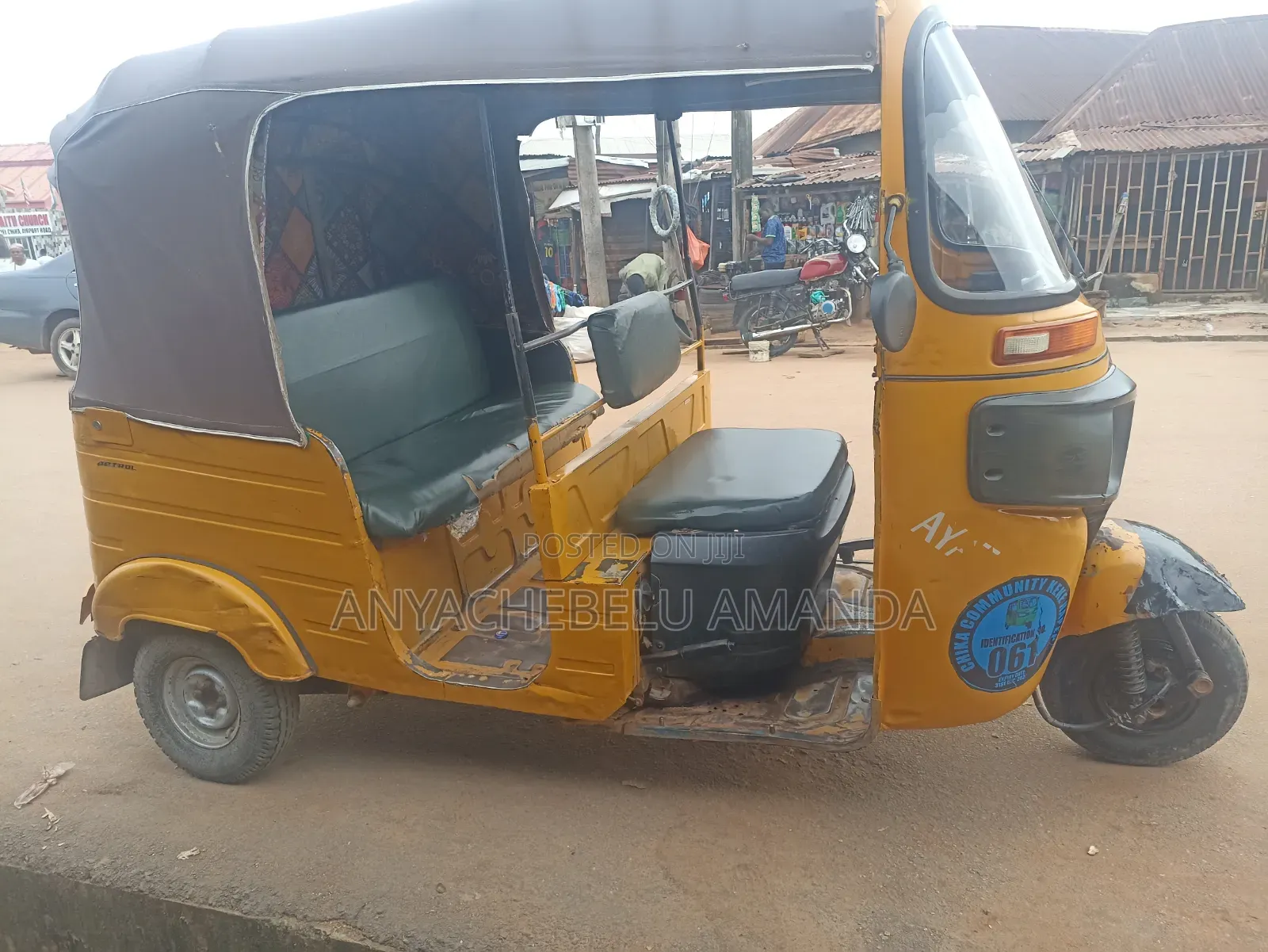 Bajaj RE 2021 Yellow