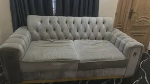 7 Seater Complete Set of Executive Sofa