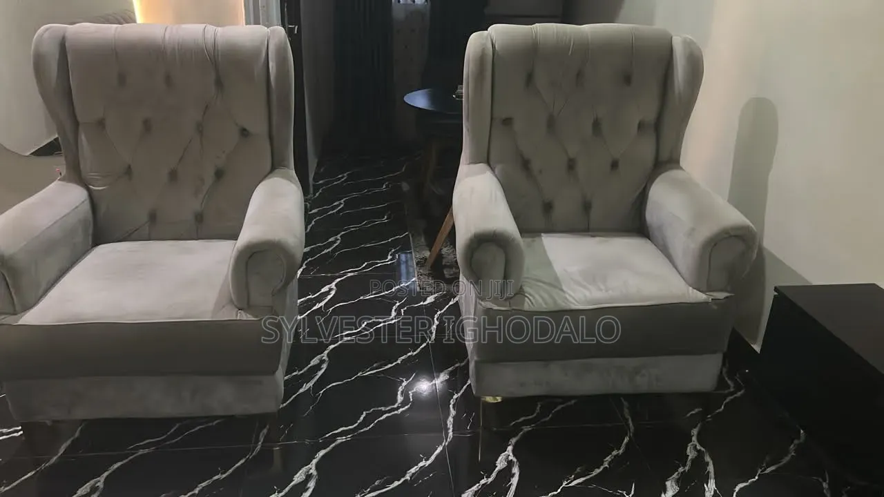 7 Seater Complete Set of Executive Sofa