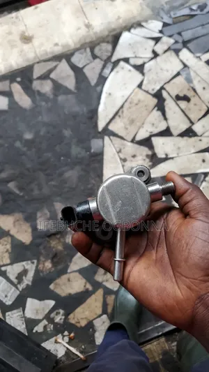 Pressure Pump Chevrolet Equinox/ GMC Terrain 4 Plugs