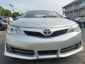 Toyota Camry SE 4dr Sedan (3.5L 6cyl 6A) 2014 Silver