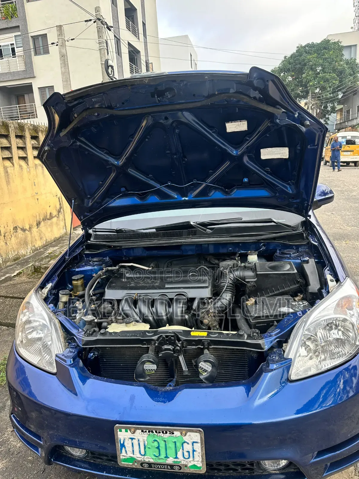 Toyota Matrix 2004 Blue