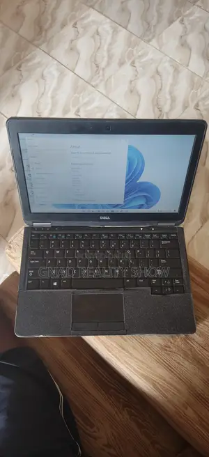 Laptop Dell Latitude 7400 16GB Intel Core i7 SSD 128GB