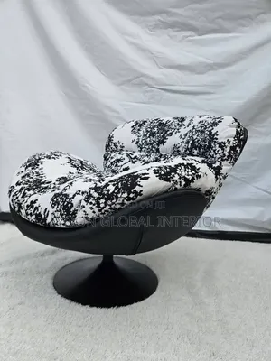 Comfy Rotating Accent Chair