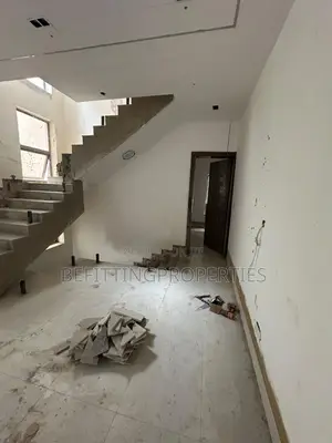 4bdrm Duplex in Ogudu GRA for sale