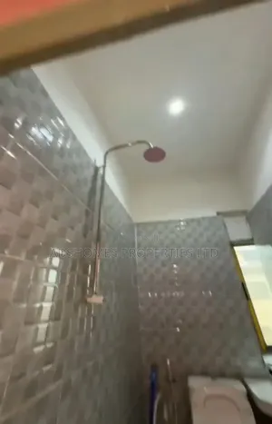 Mini Flat in Onipanu for rent