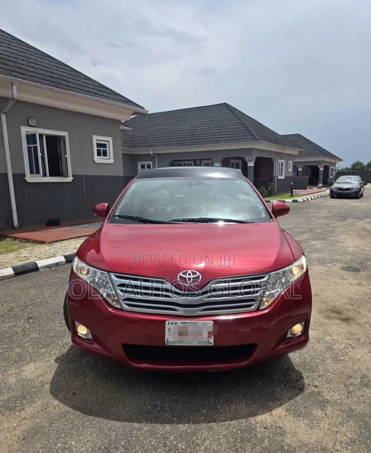 Toyota Venza 2010 Red