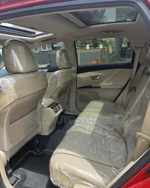 Toyota Venza 2010 Red