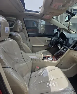 Toyota Venza 2010 Red