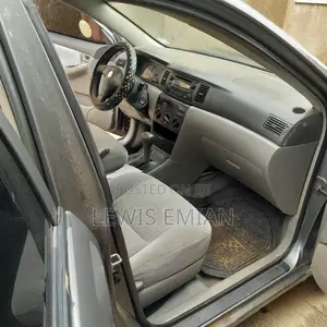 Toyota Corolla 2006 Gray