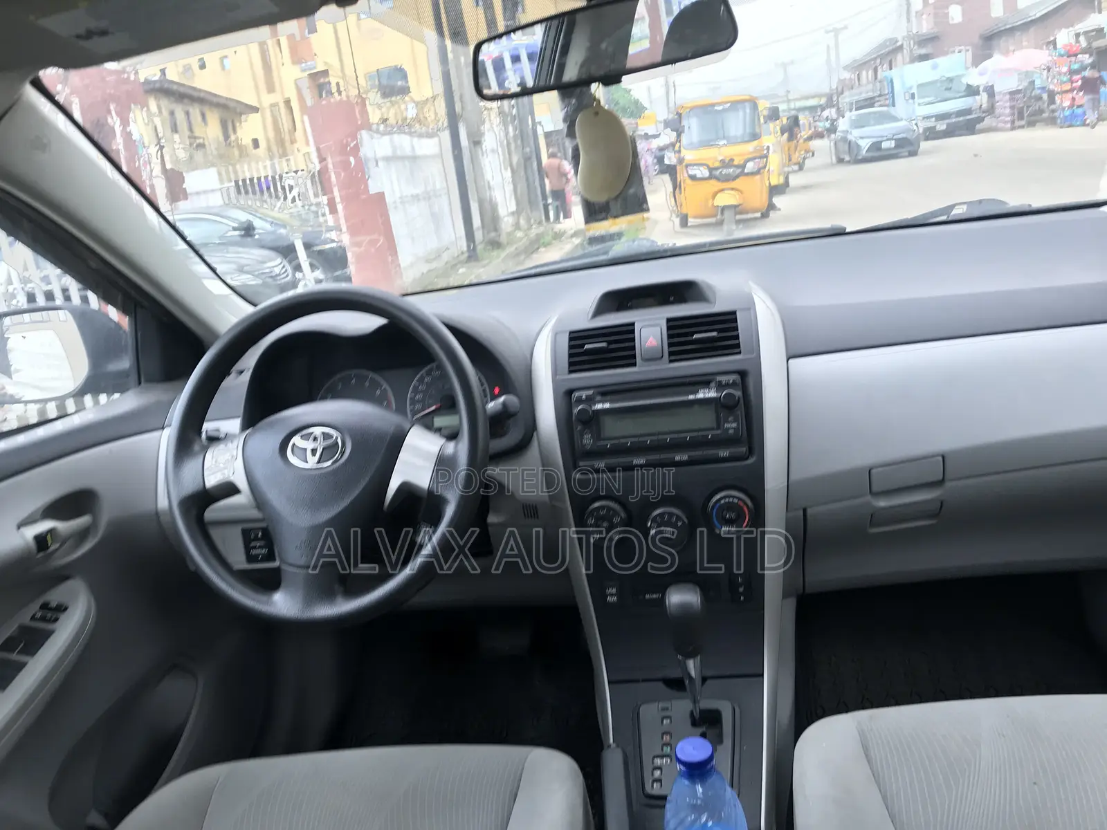 Toyota Corolla 2012 Gray