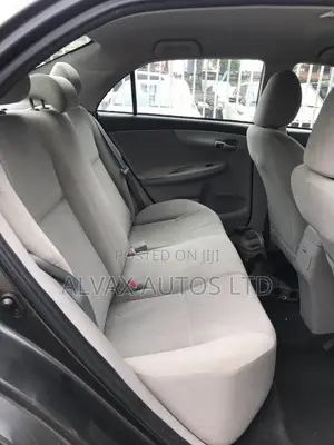 Toyota Corolla 2012 Gray