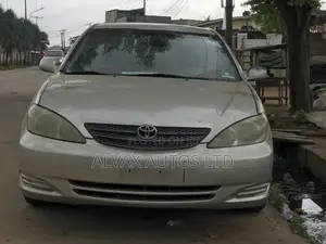 Toyota Camry 2003 Silver