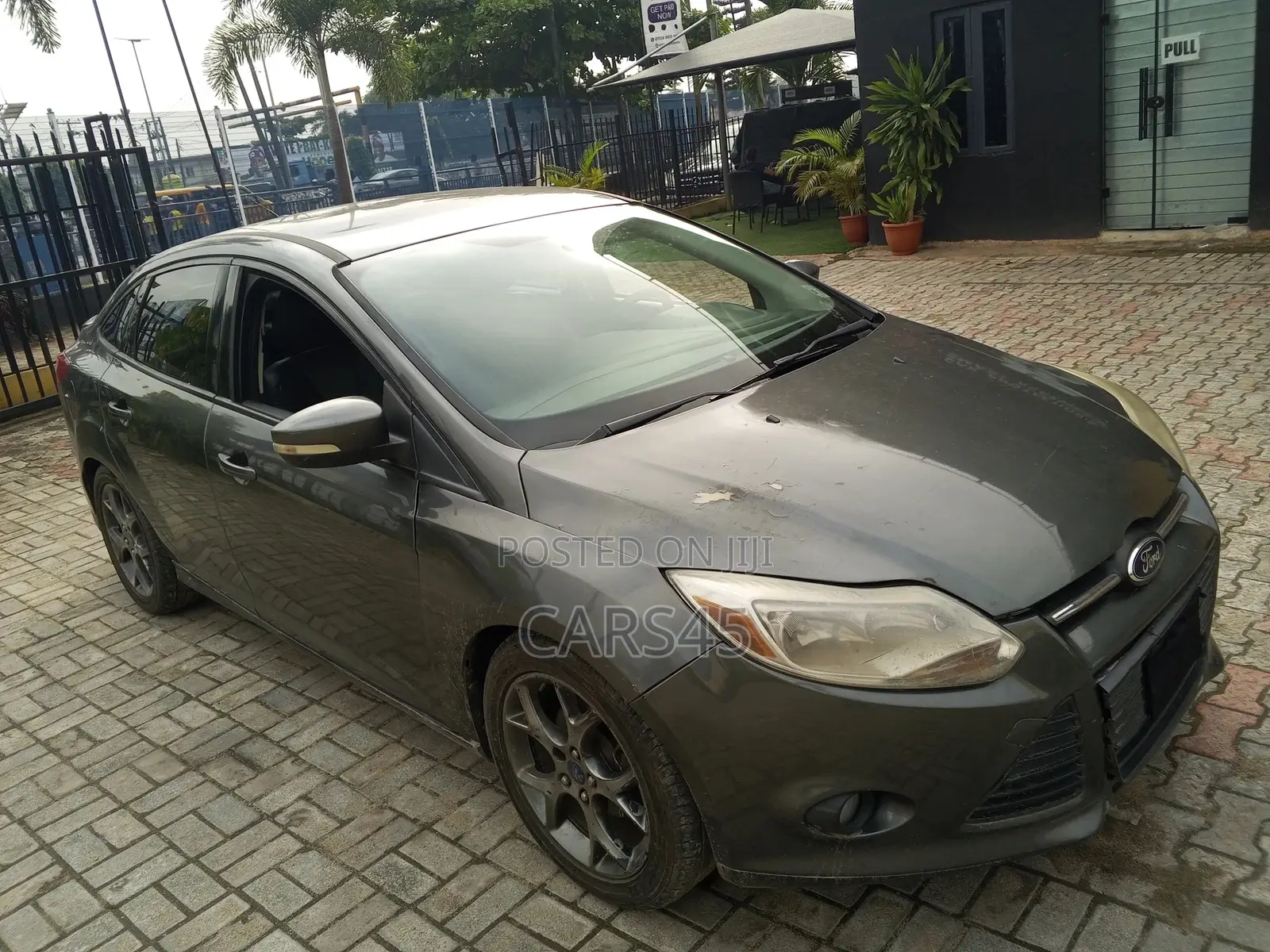 Ford Focus 2014 Gray
