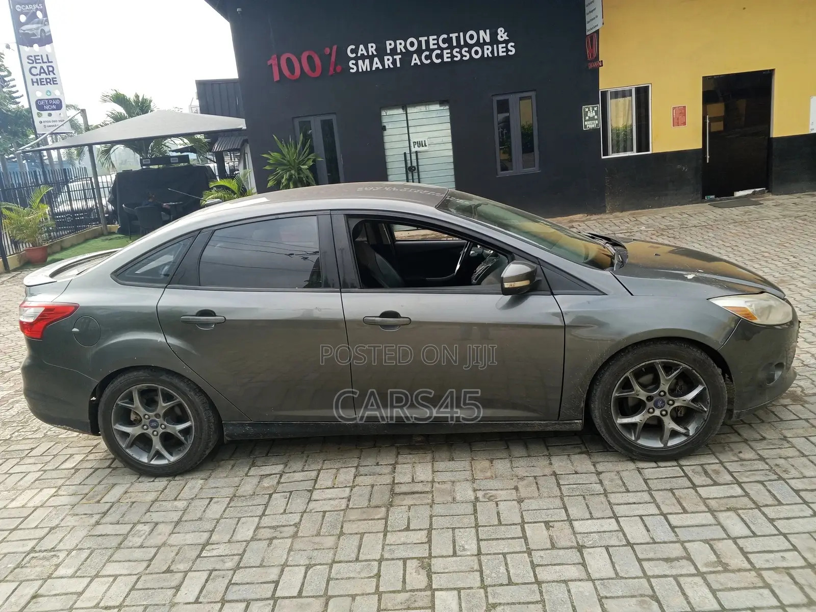 Ford Focus 2014 Gray