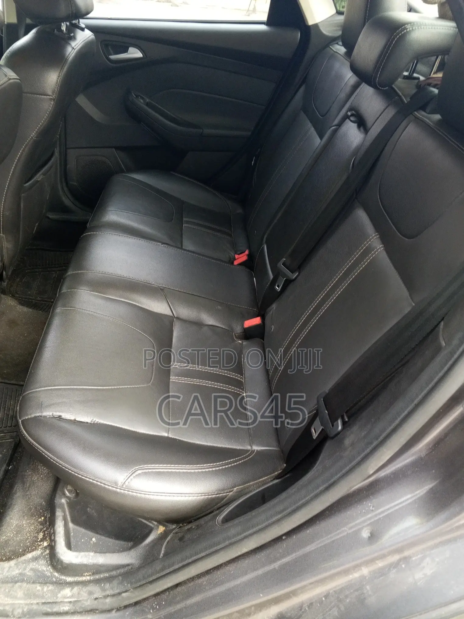 Ford Focus 2014 Gray