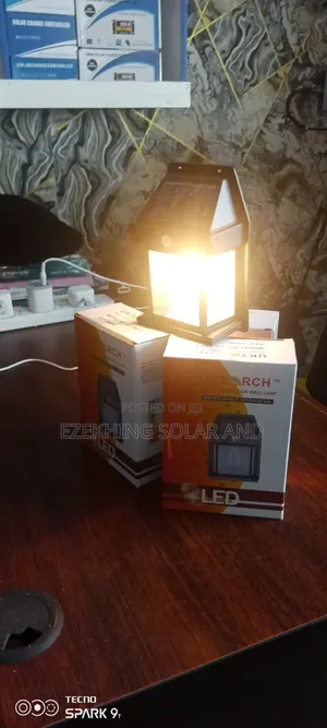 Solara Outdoor Light