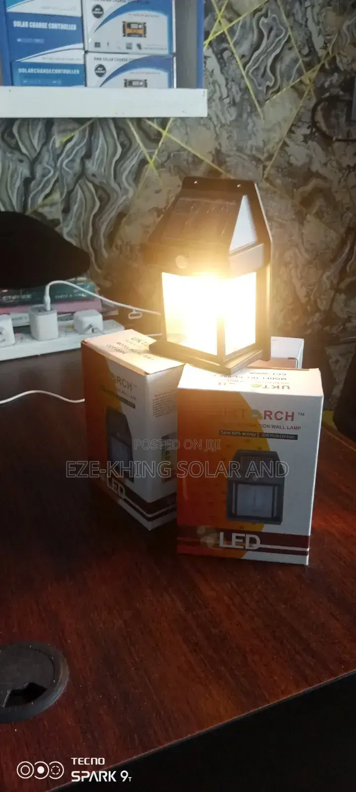 Solara Outdoor Light