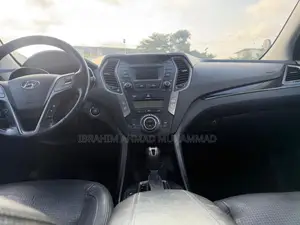 Hyundai Santa Fe 2014 Gray