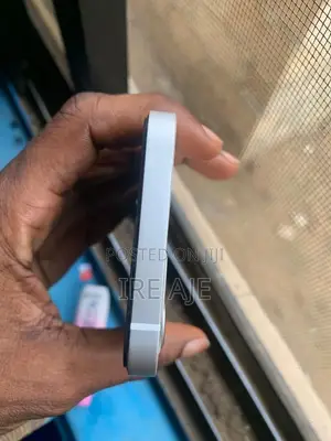 Apple iPhone 12 64 GB White