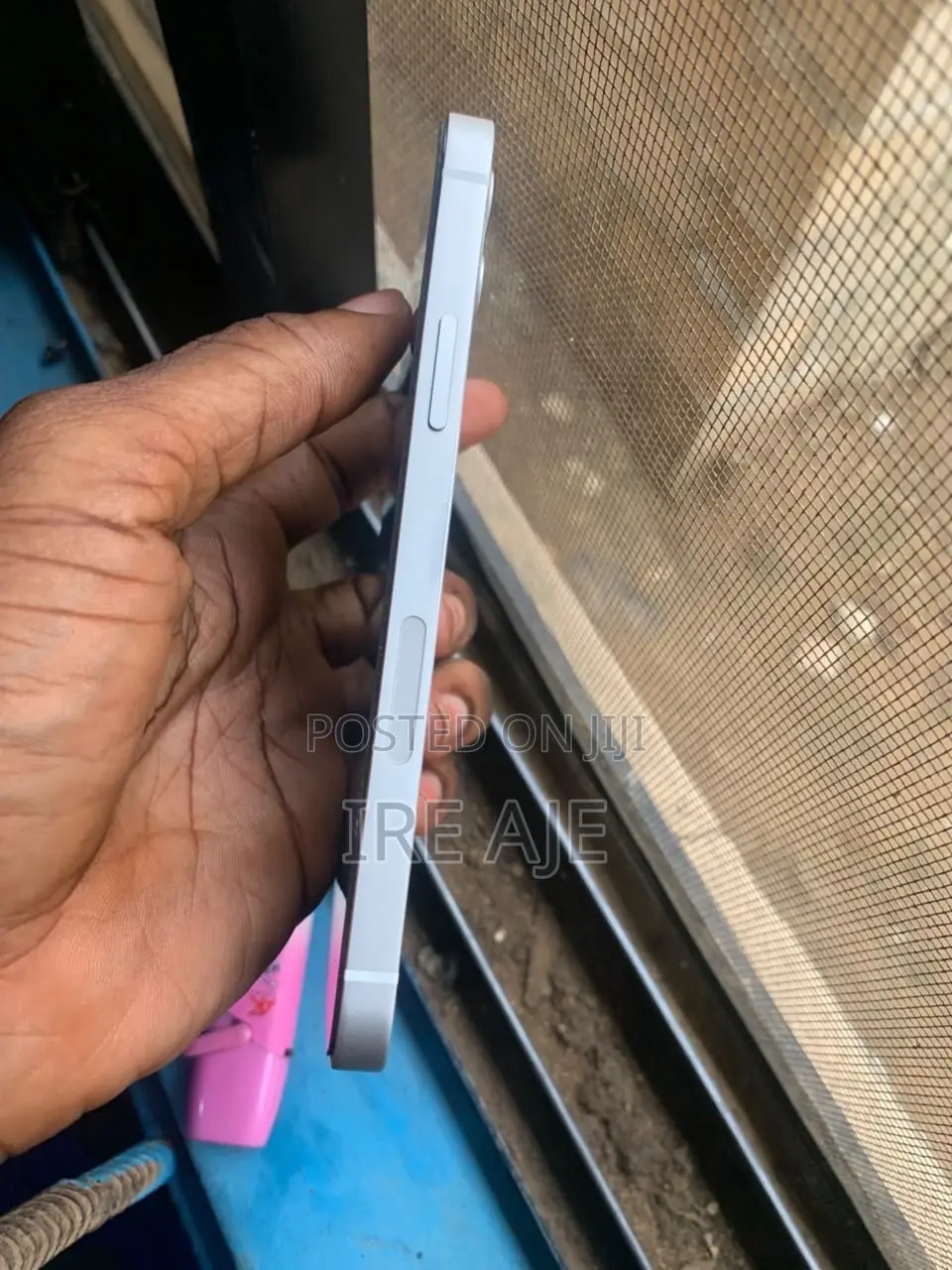 Apple iPhone 12 64 GB White