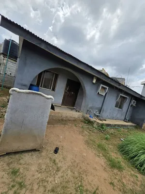 3bdrm Bungalow in Abiola Estate, Ayobo for sale