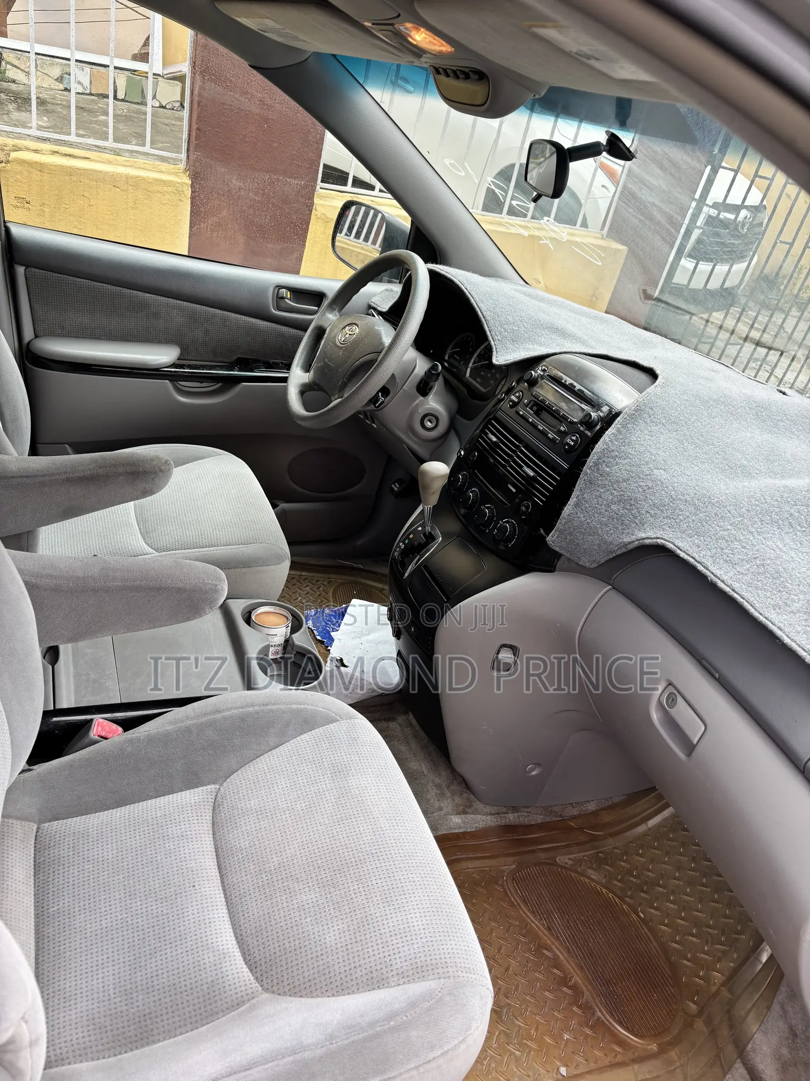 Toyota Sienna 2006 Silver