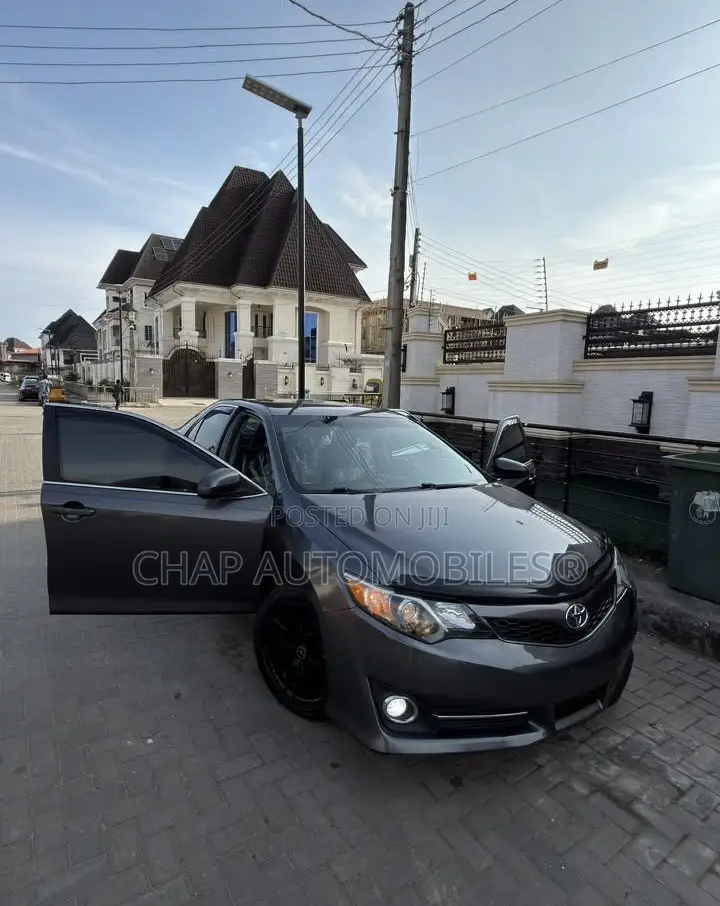 Toyota Camry 2014 Black
