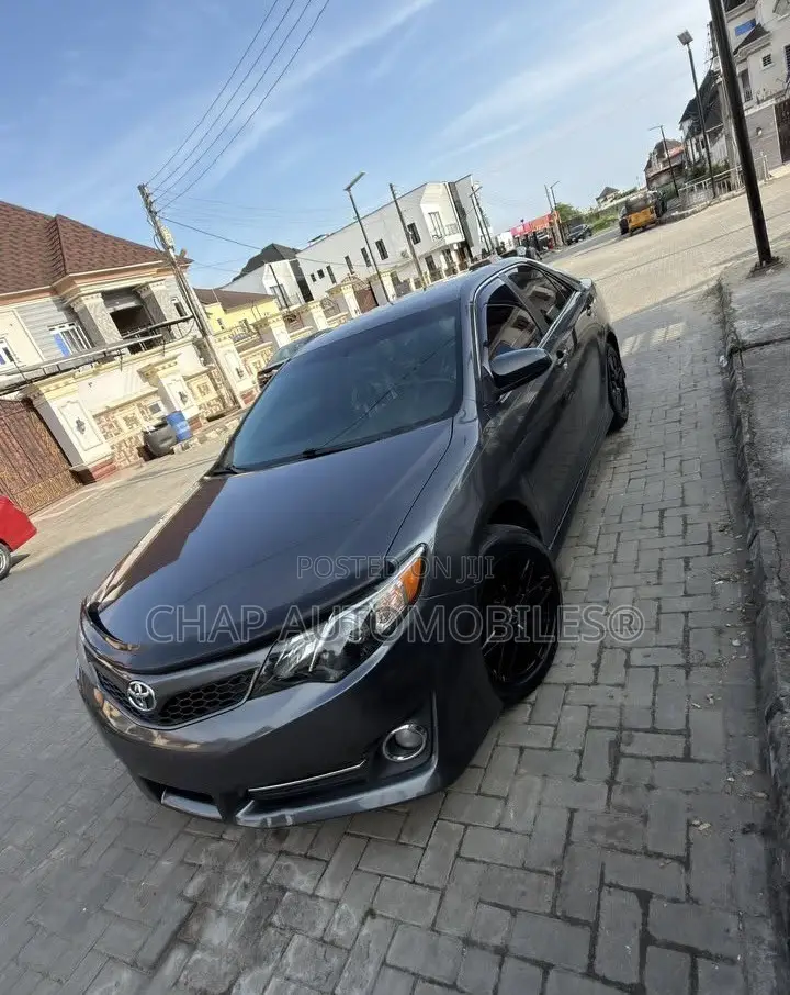 Toyota Camry 2014 Black