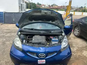 Toyota Aygo 1.0 5-Door 2009 Blue