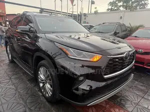 Toyota Highlander Platinum 2021 Black