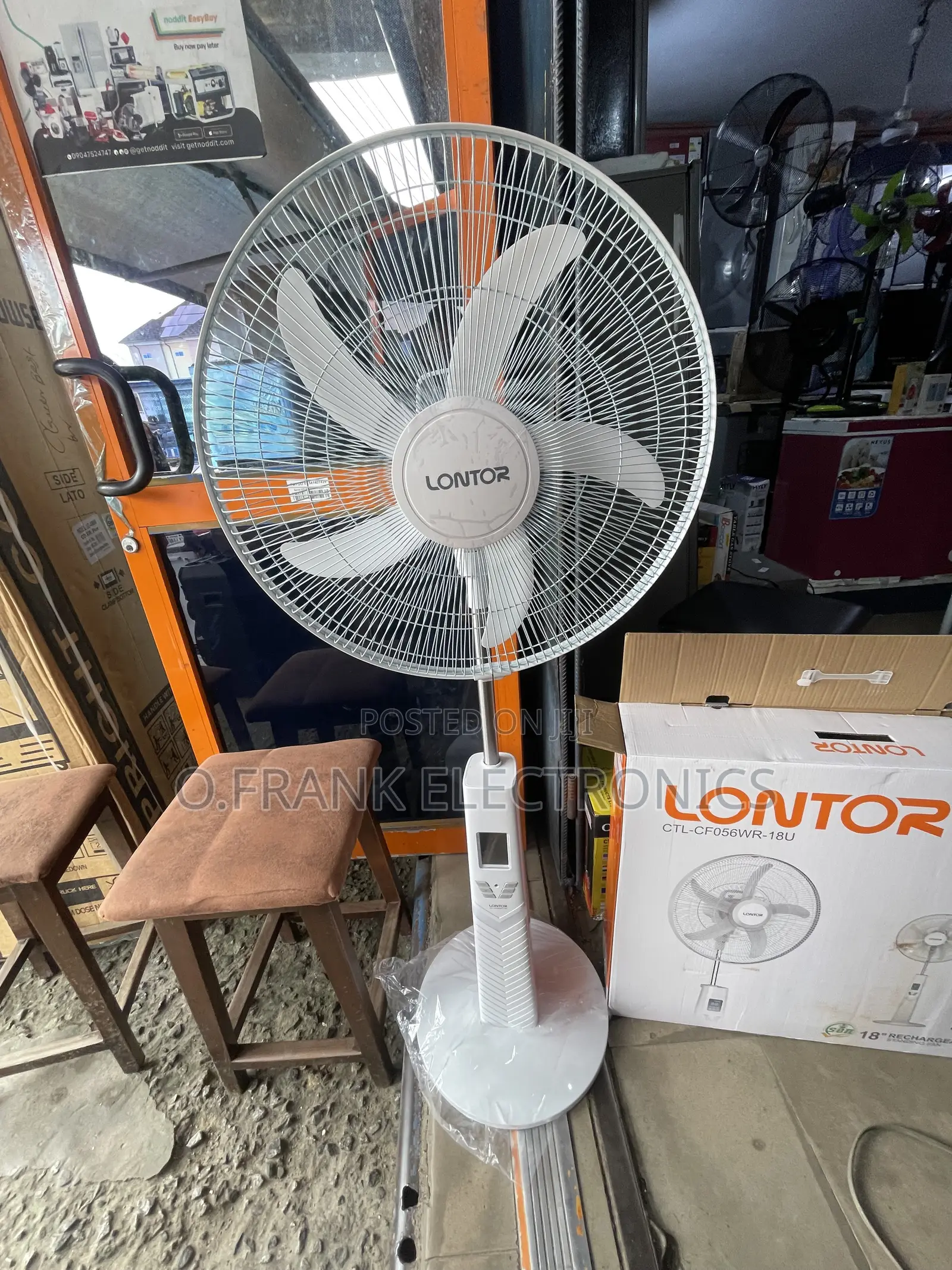 LONTOR Rechargeable Standing Fan