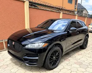 Jaguar F-Pace 25t Prestige AWD 2019 Black
