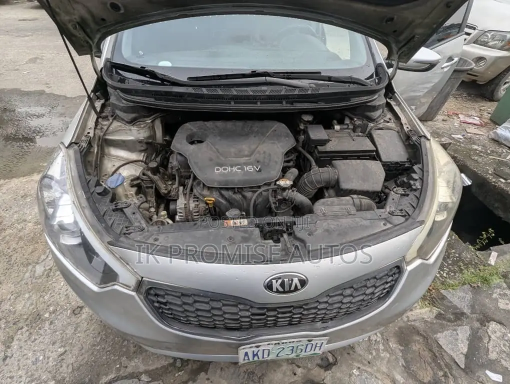 Kia Cerato 2014 Silver