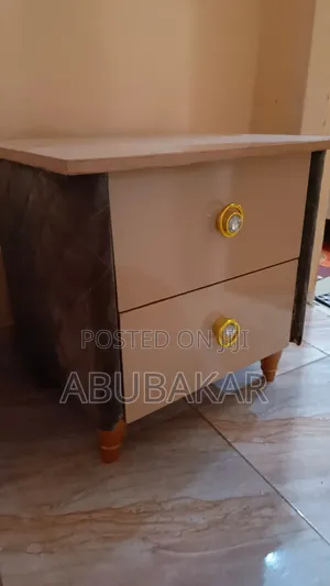 2 Bedside Drawers
