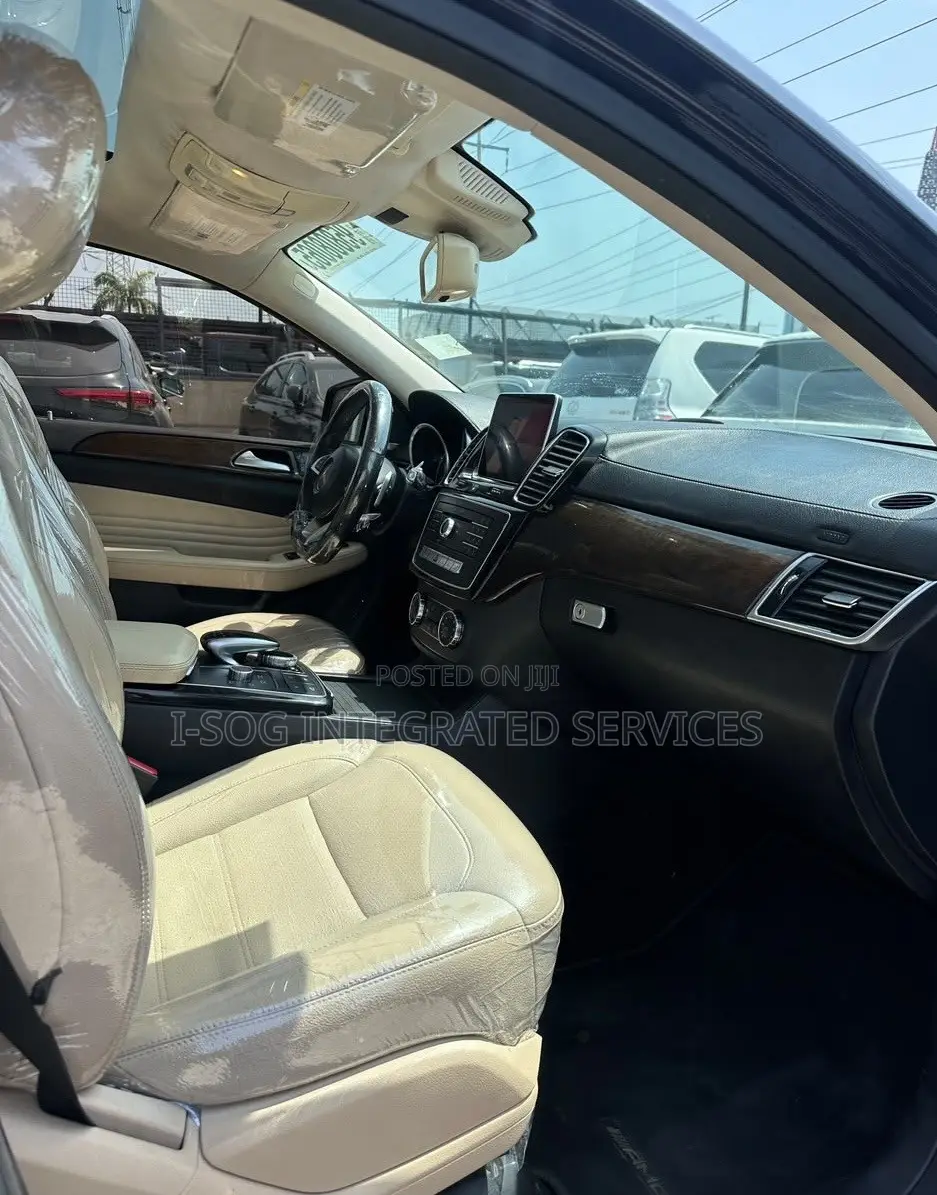 Mercedes-Benz GLE-Class 2016 Blue