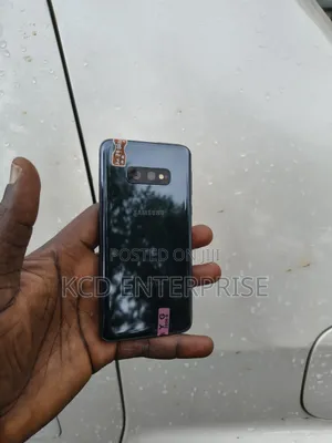 Samsung Galaxy S10e 128 GB Black
