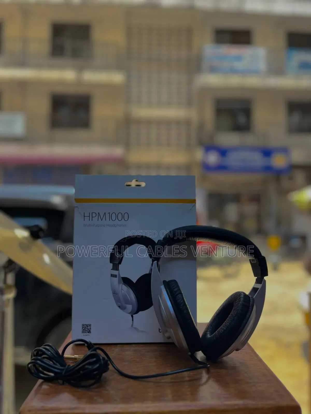 Behringer HPM1000-BK